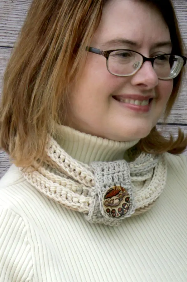 Coiling Colors Cowl Crochet Video Tutorial