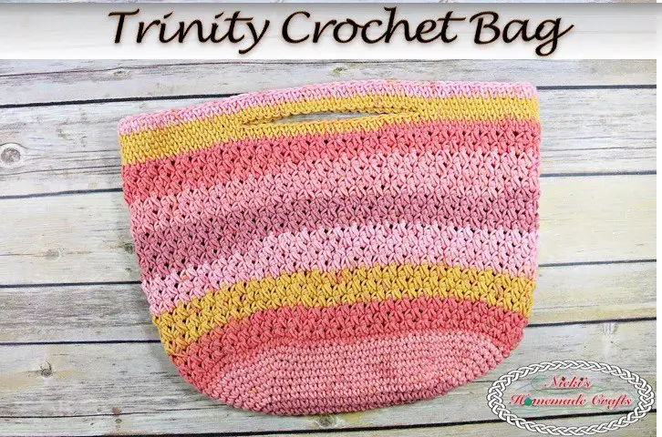 Trinity Crochet Bag with Caron Cotton Cakes part of a pattern roundup at Nana's Crafty Home