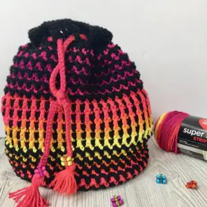 Butterfly Wings Bucket Bag free crochet pattern