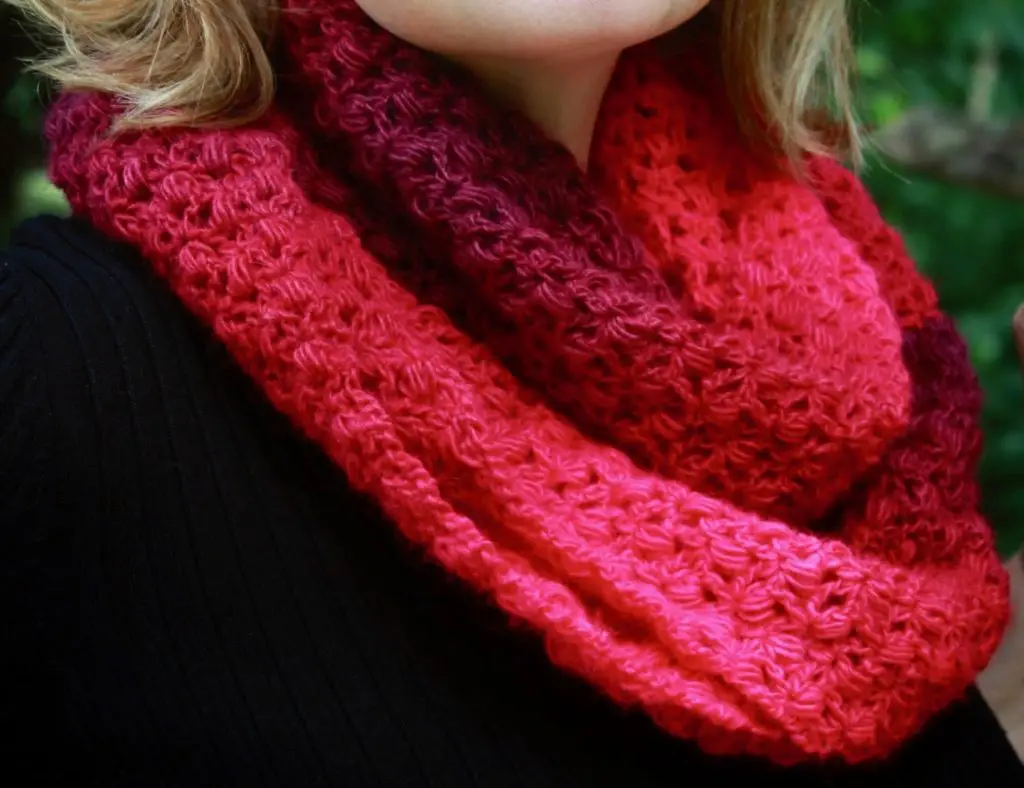 Shades of Pink Infinity Scarf free crochet pattern