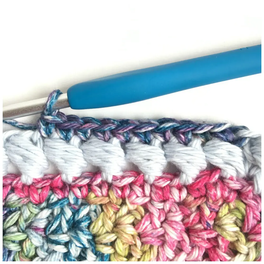 Puff Edge Border Crochet Stitch Round 2