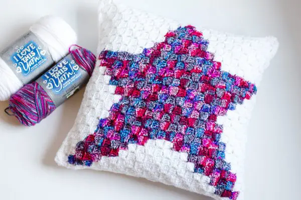 Star C2C Pillow free crochet pattern flat