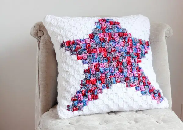 Star C2C Pillow free crochet pattern chair