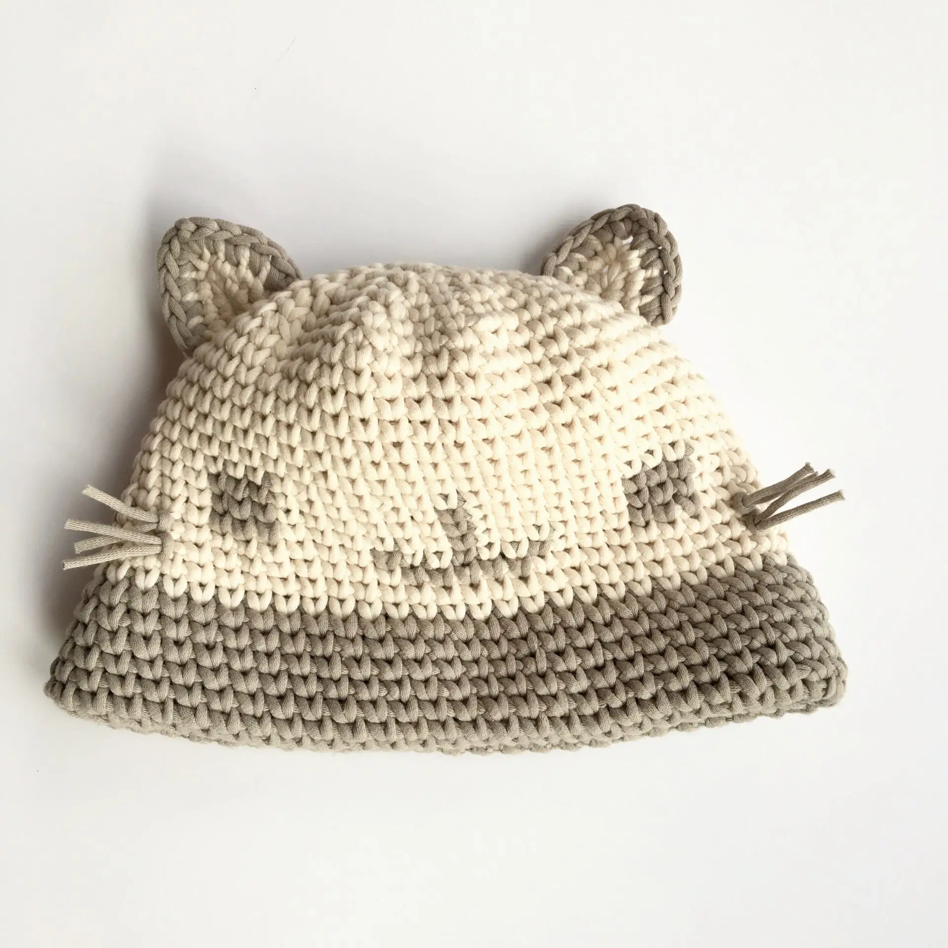 Cat Crochet looks like knit hat free crochet pattern