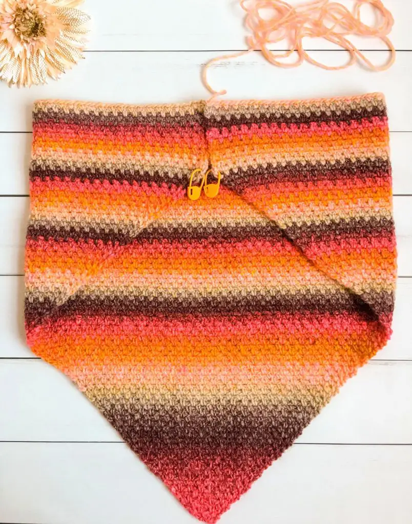 Linen Stitch Bandana Cowl free crochet pattern