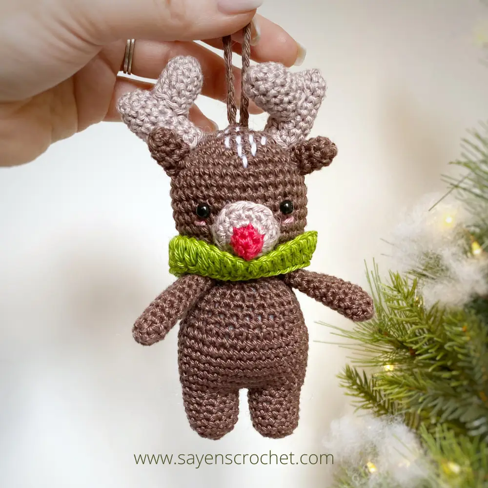Reindeer Ornament by Sayens Crochet Holly Jolly Christmas Blog Hop