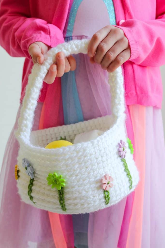 Flower Easter Basket free crochet pattern