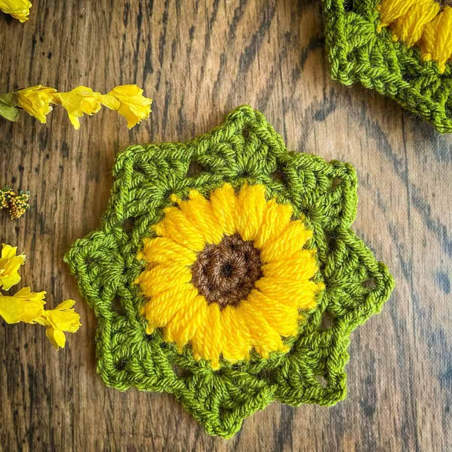 Sunflower crochet motif