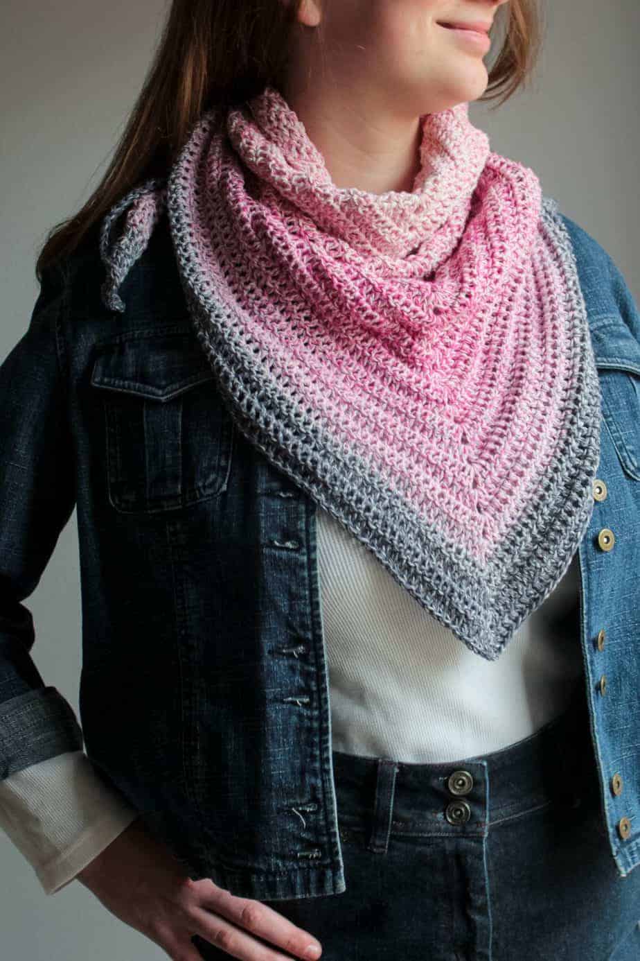 simple all dc crochet shawl for beginners