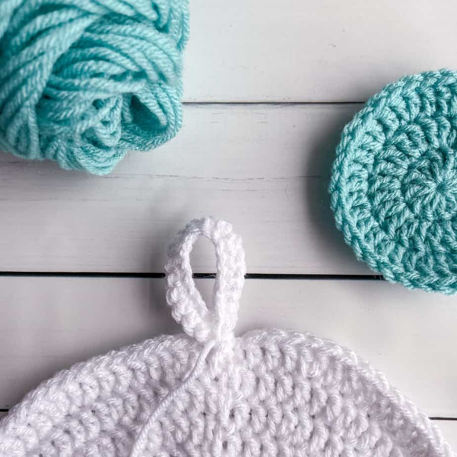 Crochet Snowman Pattern hanging loop process