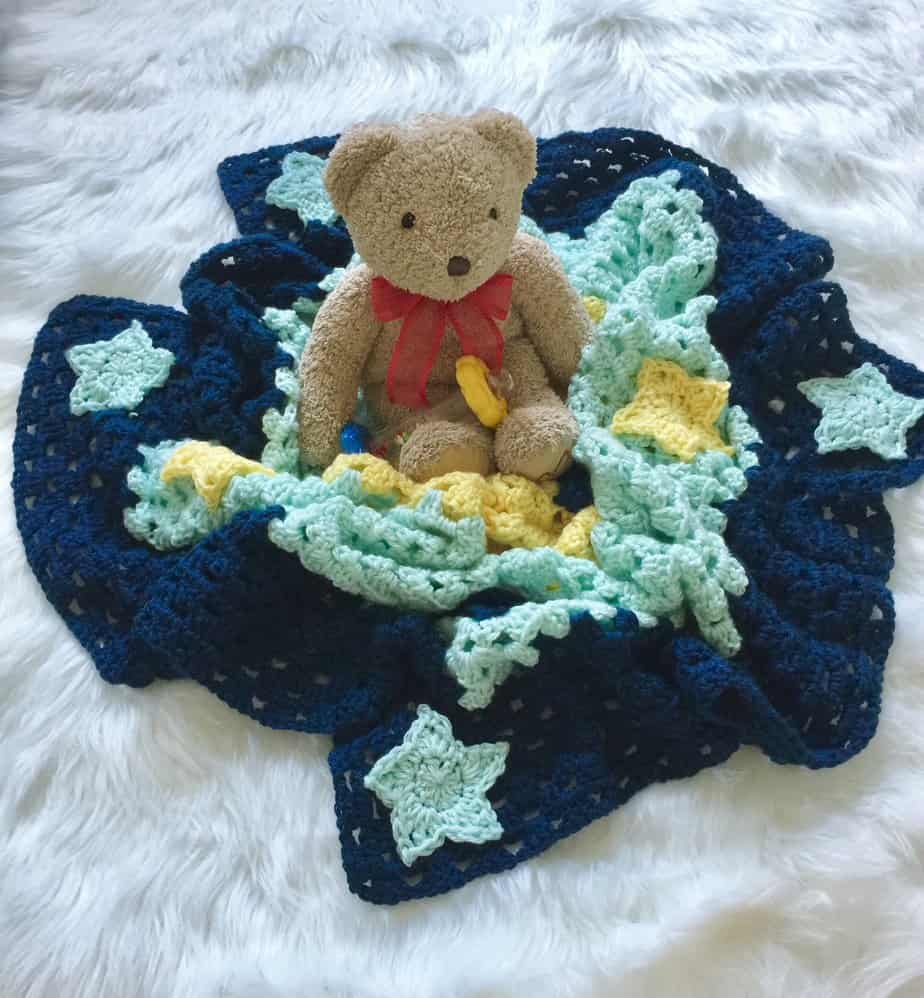 granny square crochet baby blanket