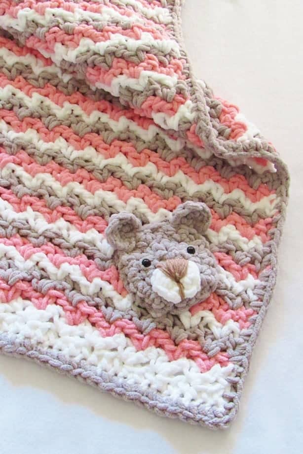 Teddy Bear Blanket by Crochet Dreamz